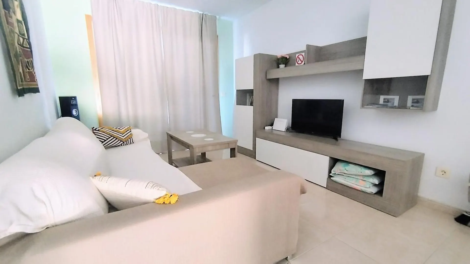 Residence La Perla El Medano  0*, El Medano (Tenerife) Spain